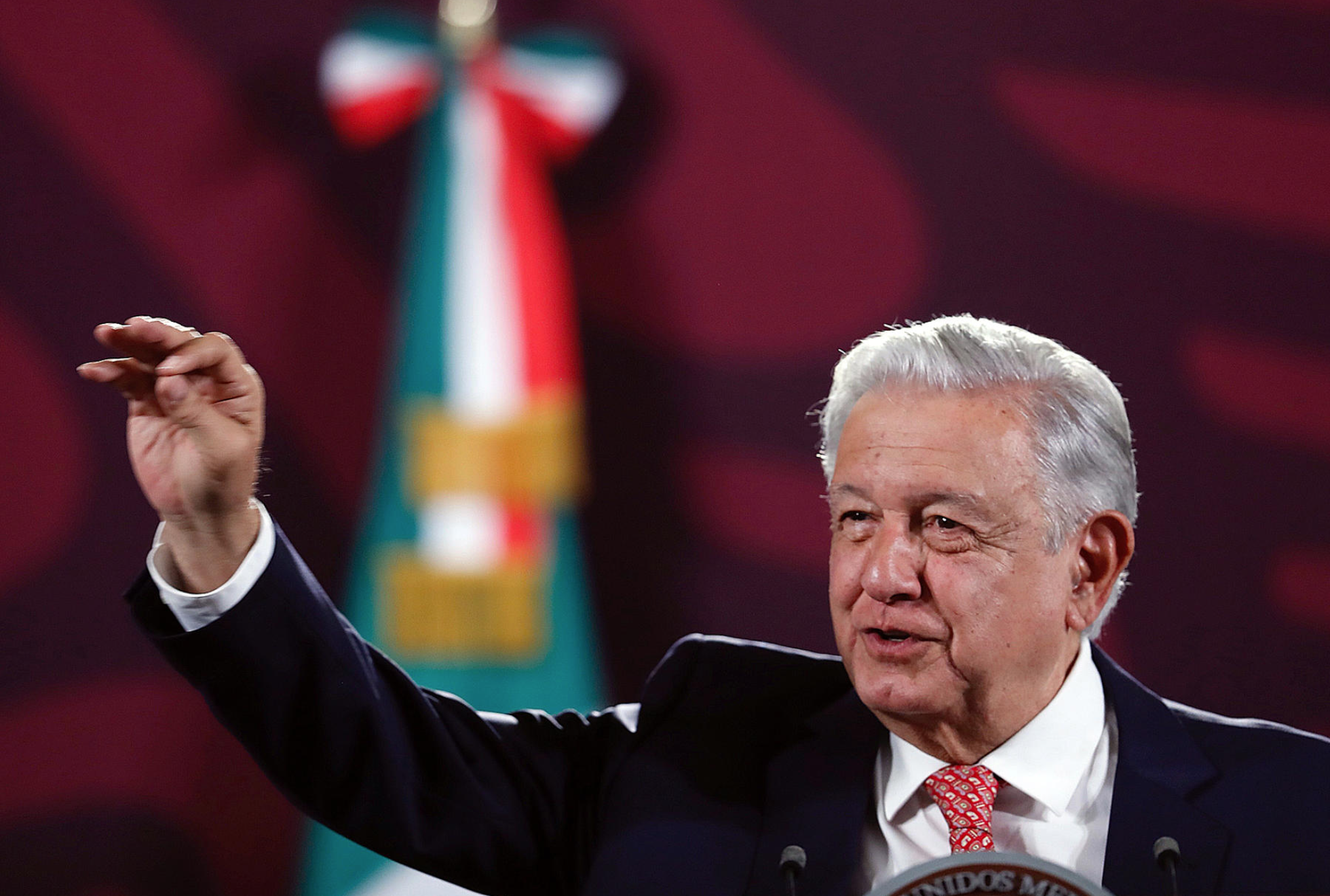 López Obrador insiste en que México tendrá el mejor sistema de salud del mundo